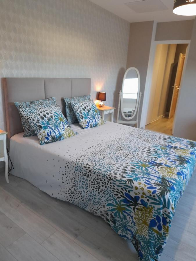 Chambre D'Hotes Les Hortensias Saint-Jean-la-Poterie Kültér fotó